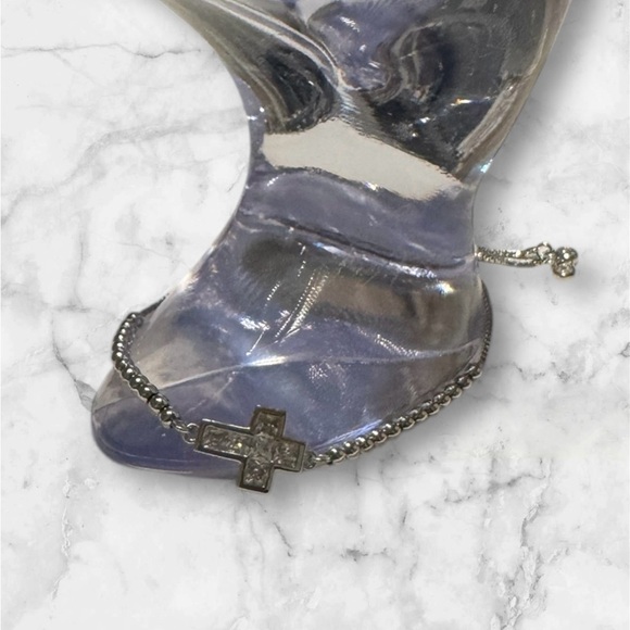 FREE 🆕Piatella Sparkling Cross Charm Bracelet - Picture 7 of 11